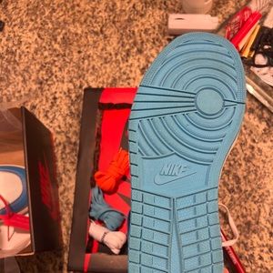 Off white Jordan 1 unc